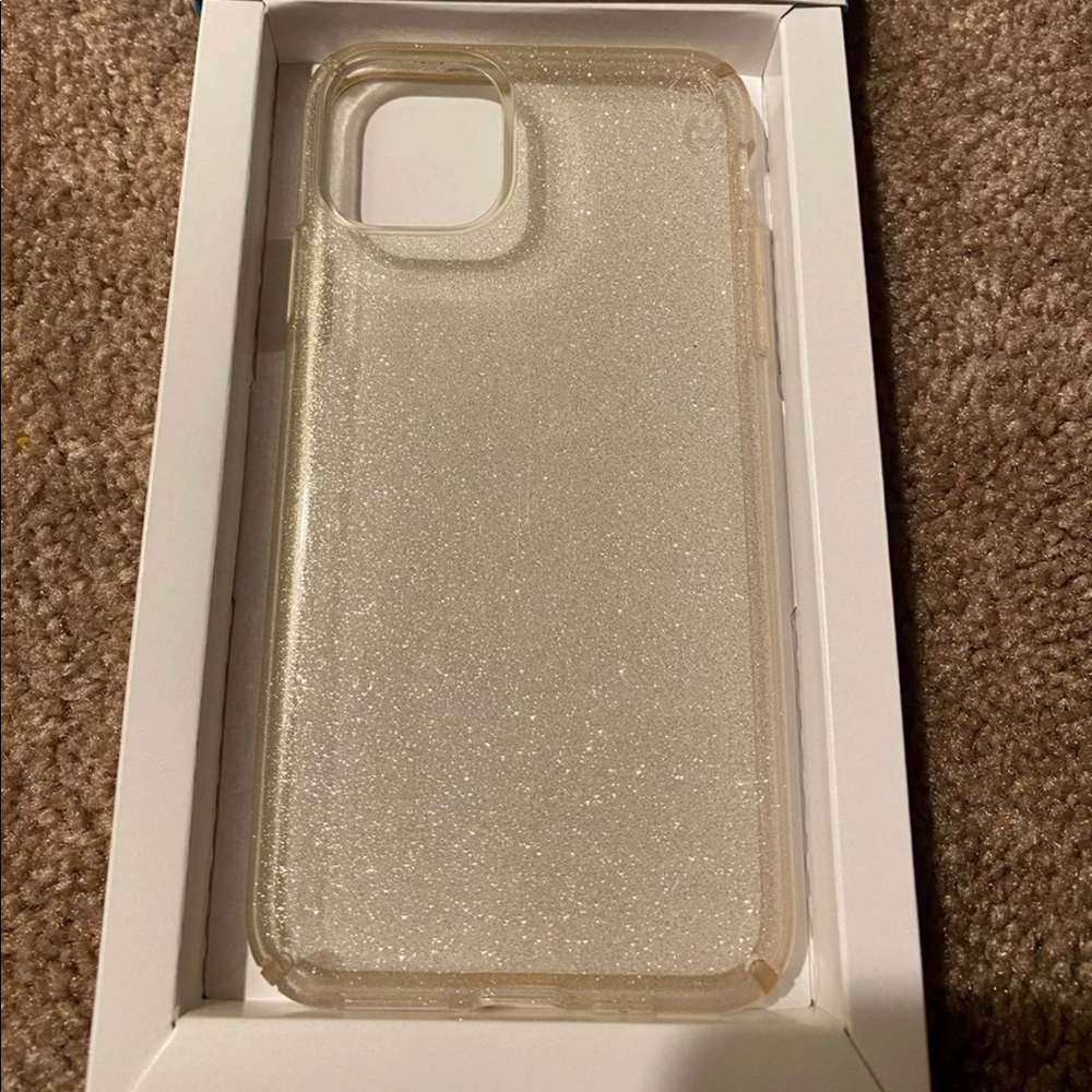 iPhone 11 Pro Max Speck case  gold glitter